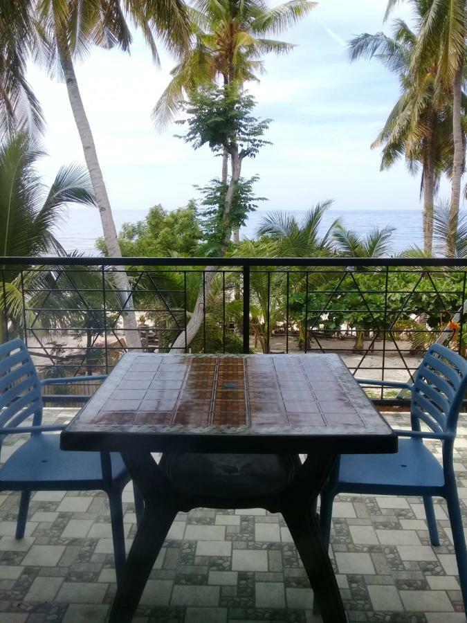 D & B Bluestar Beach Resort Panglao Eksteriør billede